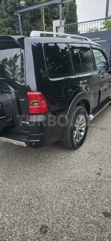 Mitsubishi Pajero 2010, 209,000 km - 3.5 л - Bakı