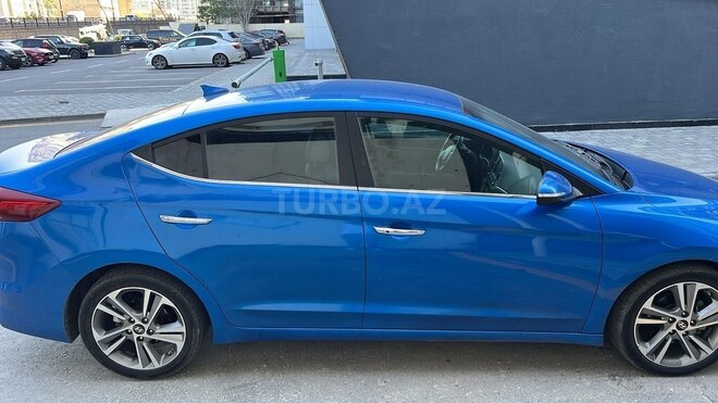 Hyundai Elantra 2016, 160,934 km - 2.0 l - Bakı