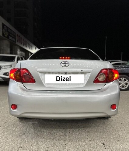 Toyota Corolla 2008, 318,673 km - 1.4 l - Bakı