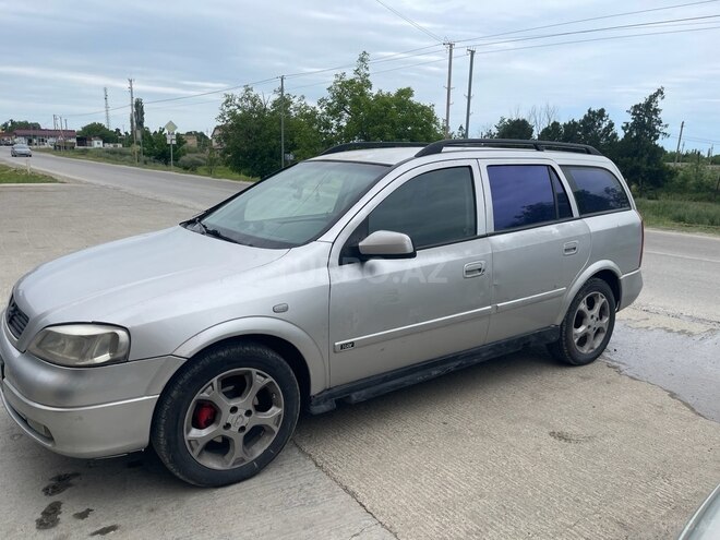 Opel Astra 2003, 320,000 km - 1.6 l - Xudat