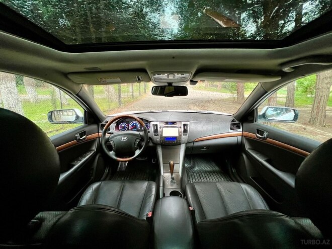 Hyundai Sonata-5