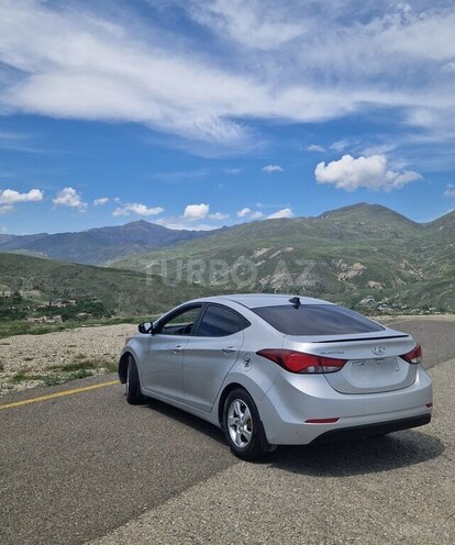 Hyundai Elantra 2015, 181,856 km - 1.8 л - Sumqayıt