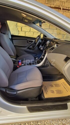 Hyundai Elantra 2015, 181,856 km - 1.8 л - Sumqayıt