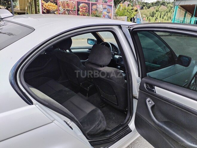 BMW 318 2000, 330,000 km - 1.9 l - Bakı