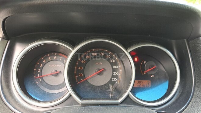 Nissan Tiida 2008, 312,400 km - 1.6 l - Qazax