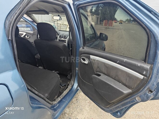 Renault Logan 2012, 400,000 km - 1.6 l - Bakı