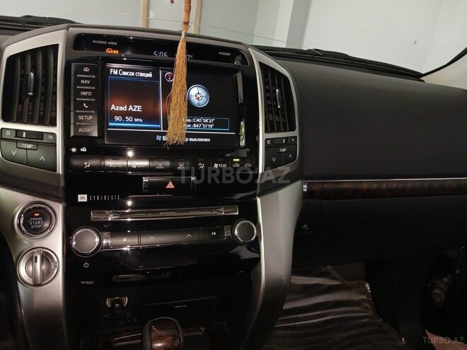 Toyota Land Cruiser 2014, 146,000 km - 4.6 l - Bakı