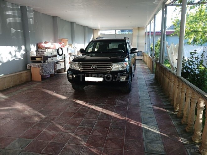 Toyota Land Cruiser 2014, 146,000 km - 4.6 l - Bakı