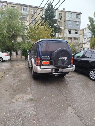 Mitsubishi Pajero 1995, 300,000 km - 2.8 l - Bakı