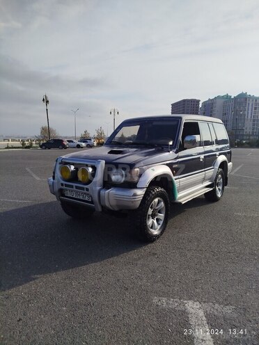 Mitsubishi Pajero 1995, 300,000 km - 2.8 l - Bakı
