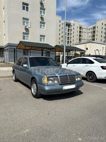Mercedes E 200 d 1994, 100,000 km - 2.0 l - Bakı