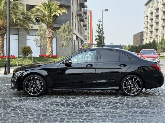Mercedes C 300 2015, 235,000 km - 2.0 l - Bakı