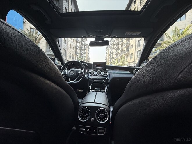 Mercedes C 300 2015, 235,000 km - 2.0 l - Bakı