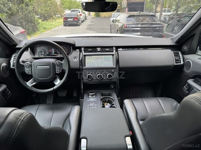 Land Rover Discovery-10