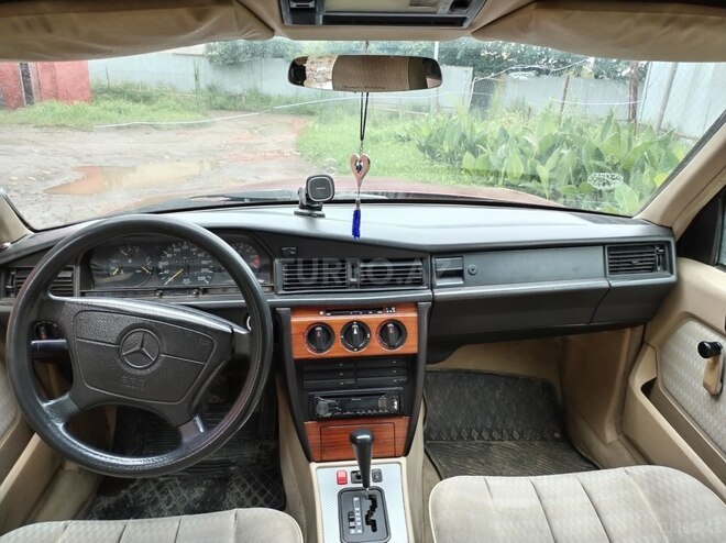 Mercedes 190 1993, 333,333 km - 2.0 л - Masallı