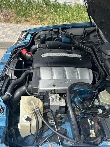 Mercedes E 220 d 2000, 318,594 km - 2.2 л - Bakı