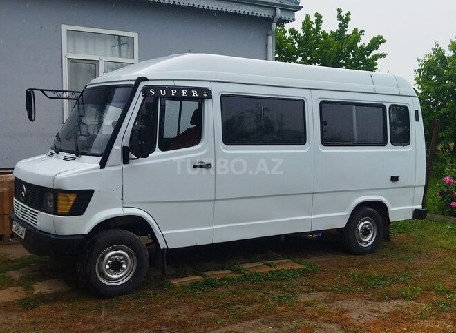 Mercedes 208 D 1994, 626,595 km - 2.5 л - Sabirabad