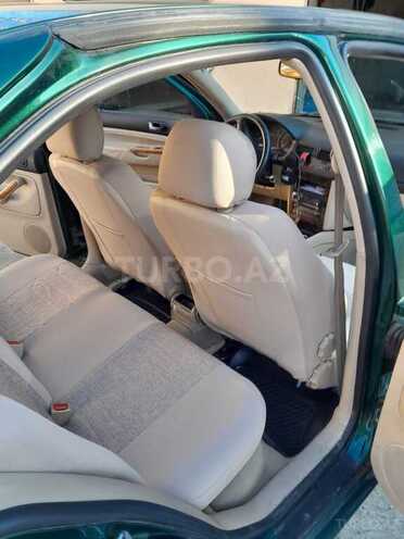 Volkswagen Bora 2000, 100,000 km - 2.3 l - Gəncə