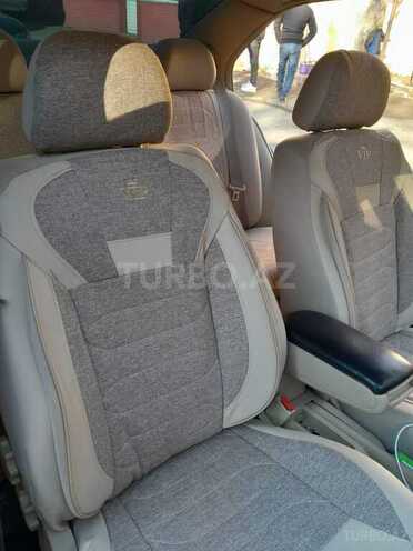 Volkswagen Bora 2000, 100,000 km - 2.3 l - Gəncə