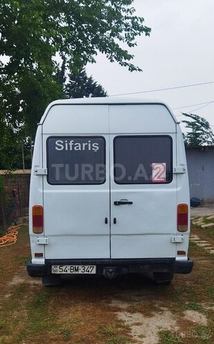 Mercedes 208 D 1994, 626,595 km - 2.5 л - Sabirabad
