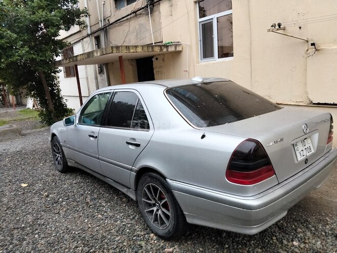 Mercedes C 220 1995, 566,573 km - 2.2 l - Şəmkir