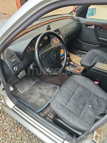 Mercedes C 220 1995, 566,573 km - 2.2 l - Şəmkir
