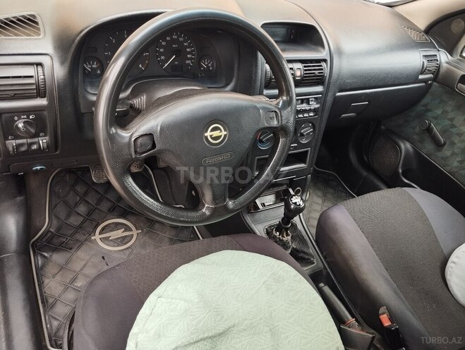 Opel Astra 1998, 300,000 km - 2.0 l - Bakı