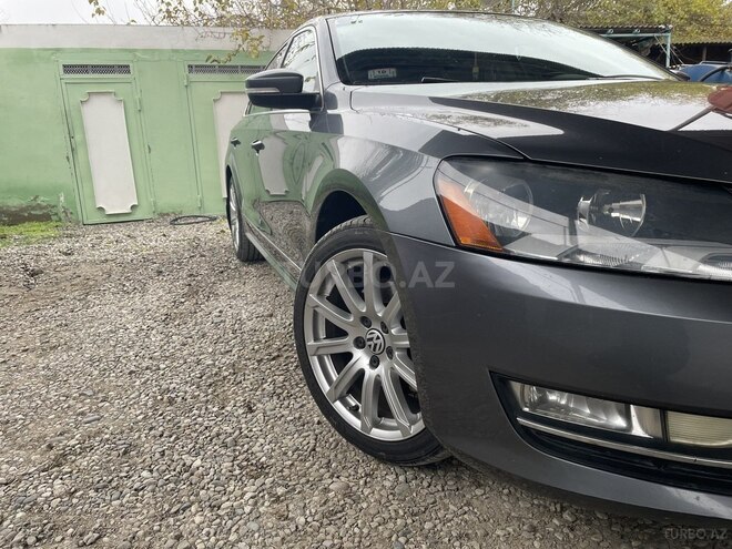 Volkswagen Passat 2015, 160,000 km - 2.5 l - Sabirabad