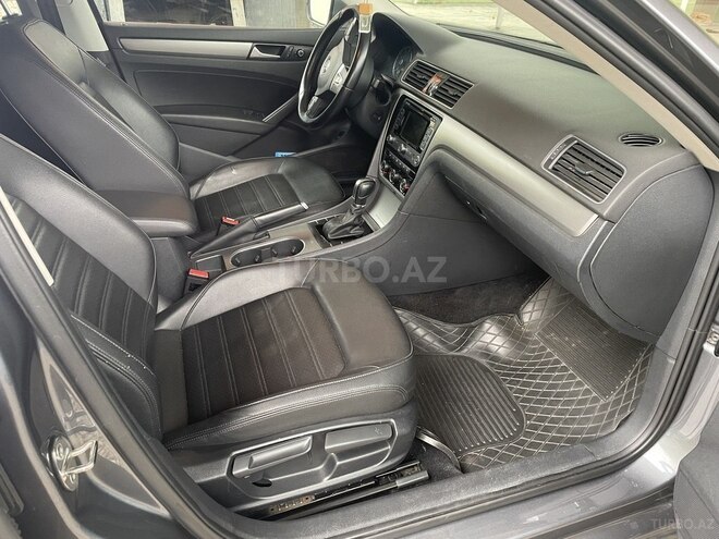 Volkswagen Passat 2015, 160,000 km - 2.5 l - Sabirabad