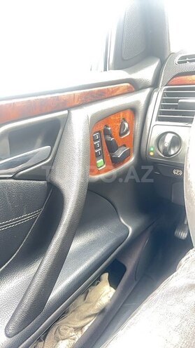 Mercedes E 220 d 2000, 318,594 km - 2.2 л - Bakı