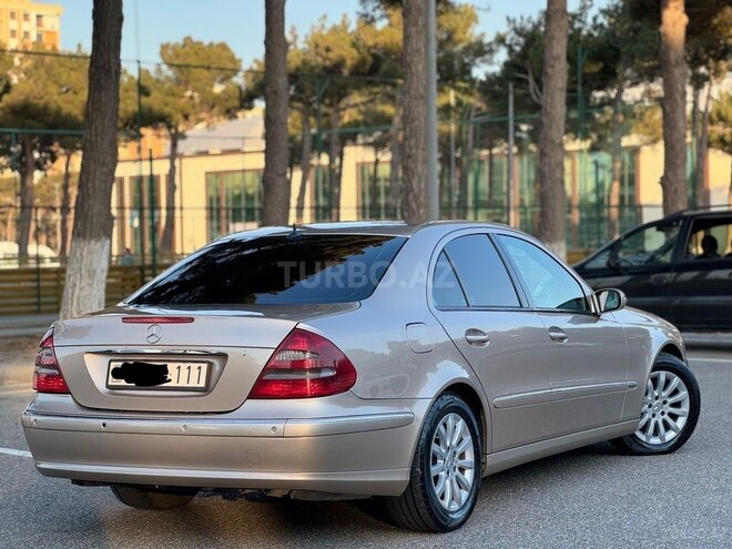 Mercedes E 270 2002, 296,000 km - 2.7 l - Sumqayıt