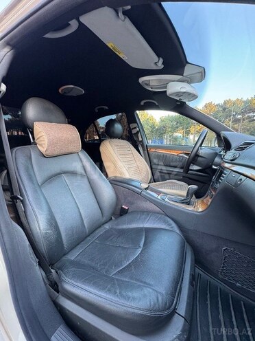 Mercedes E 270 2002, 296,000 km - 2.7 l - Sumqayıt