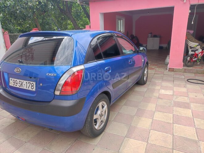 Kia Rio 2005, 377,000 km - 1.5 l - Masallı