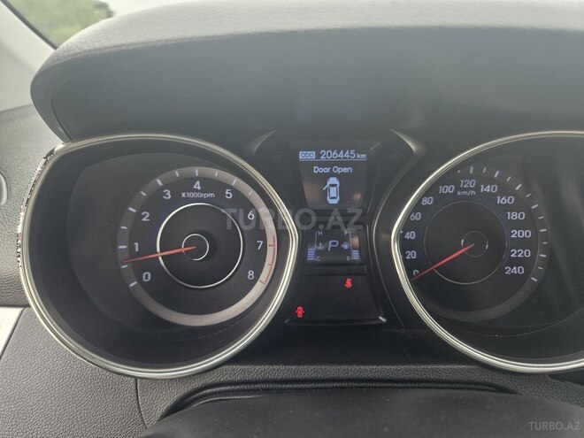 Hyundai Elantra 2011, 206,500 km - 1.8 l - Bakı