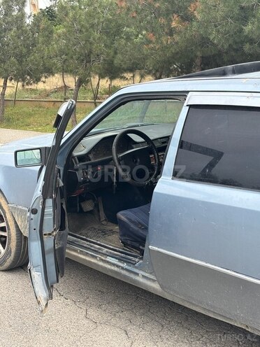 Mercedes E 300 1989, 111,111 km - 3.0 l - Bakı