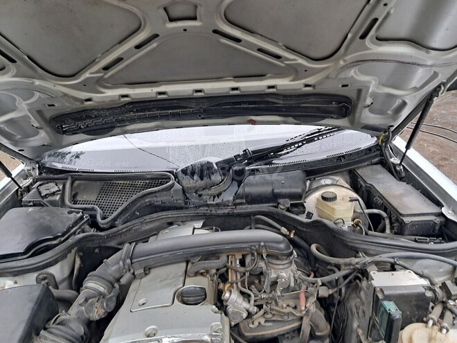 Mercedes C 200 1995, 345,000 km - 2.0 l - Qazax