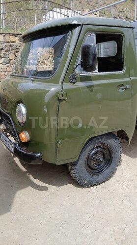 UAZ 452 1983, 111,111 km - 2.4 l - Yardımlı