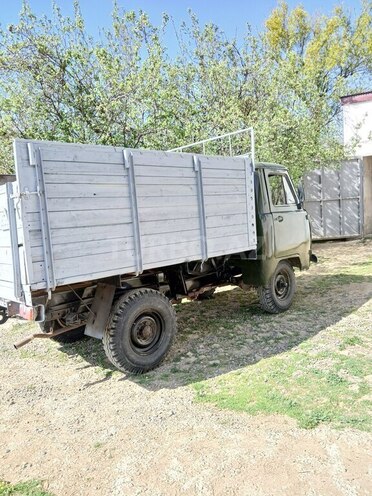 UAZ 452 1983, 111,111 km - 2.4 l - Yardımlı