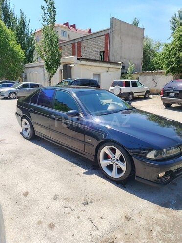 BMW 525 2001, 348,000 km - 2.5 l - Sumqayıt
