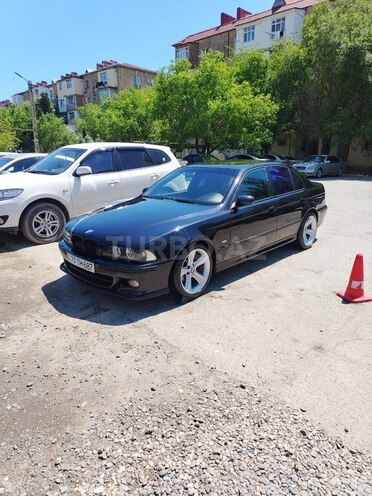 BMW 525 2001, 348,000 km - 2.5 l - Sumqayıt
