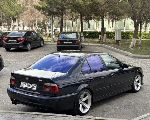 BMW 525 2001, 348,000 km - 2.5 l - Sumqayıt