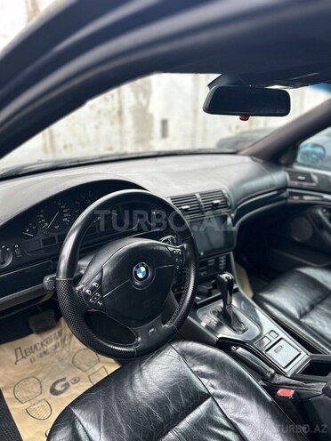 BMW 525 2001, 348,000 km - 2.5 l - Sumqayıt