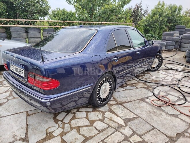 Mercedes E 280 2000, 305,195 km - 2.8 l - Gəncə