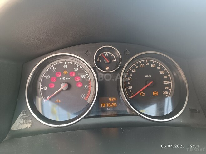 Opel Astra 2004, 197,250 km - 1.4 l - Bakı