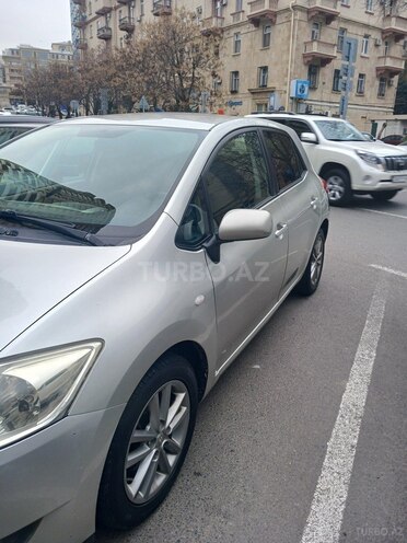 Toyota Auris 2008, 396,000 km - 1.4 л - Bakı