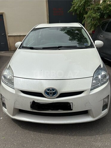 Toyota Prius-1