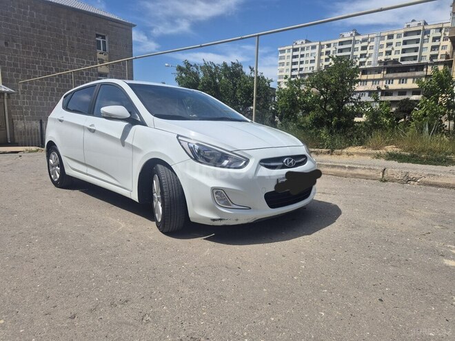 Hyundai Accent 2015, 180,000 km - 1.6 l - Bakı