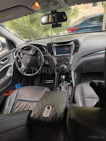 Hyundai Santa Fe-2
