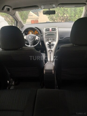 Toyota Auris 2008, 396,000 km - 1.4 л - Bakı