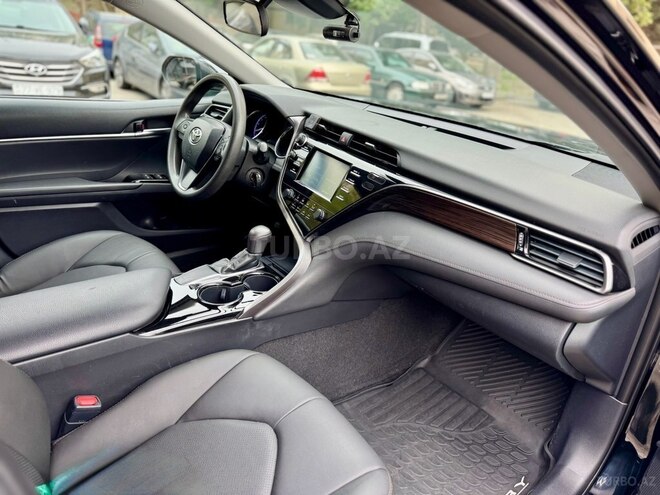Toyota Camry 2018, 239,195 km - 2.5 л - Bakı